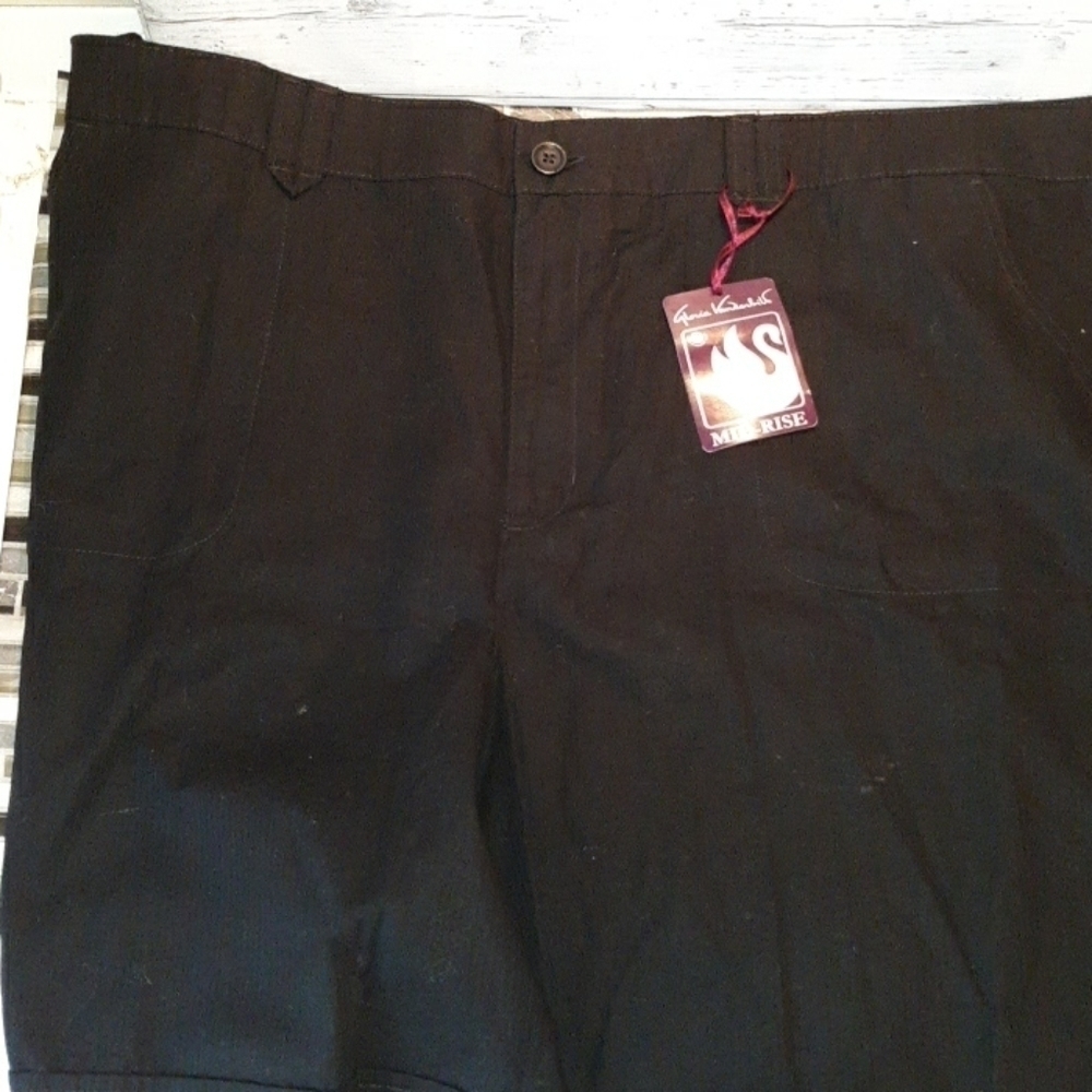 Gloria Vanderbilt 24W black shorts